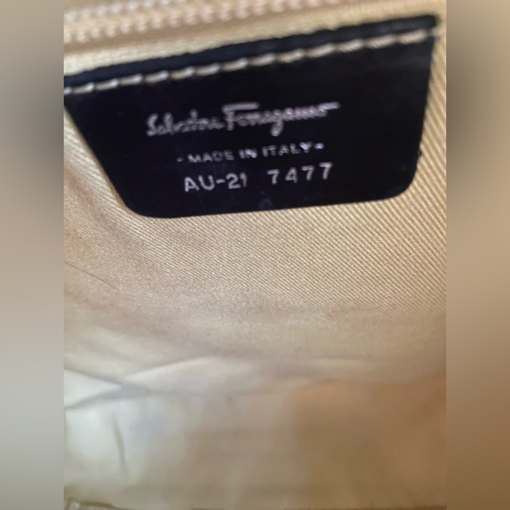 Salvatore Ferragamo Savannah Animal Handbag Multi Color - Picture 10 of 16